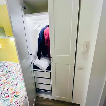 Mare Ledimar 아파트 페자로